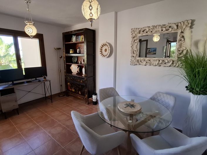 Image No.10-3 Bed Property for sale