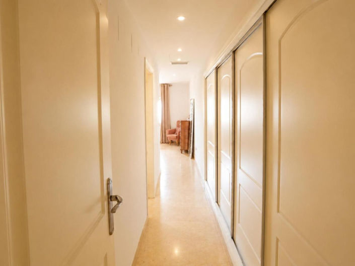 Image No.23-2 Bed Apartment for sale
