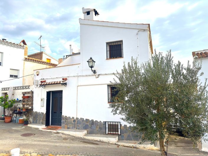 Image No.28-2 Bed Village House for sale