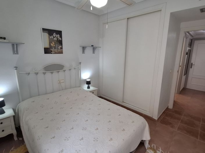 Image No.21-2 Bed Apartment for sale