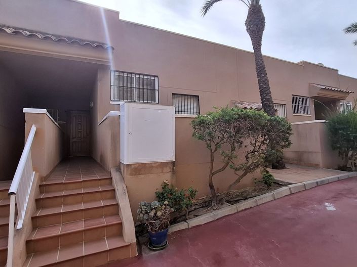 Image No.28-2 Bed Apartment for sale