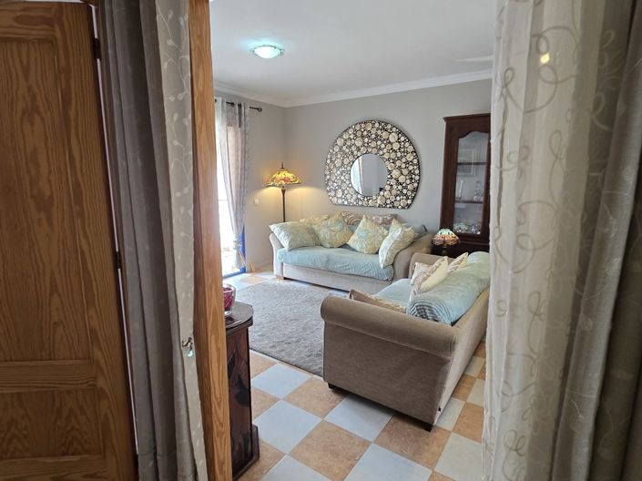Image No.17-2 Bed Apartment for sale