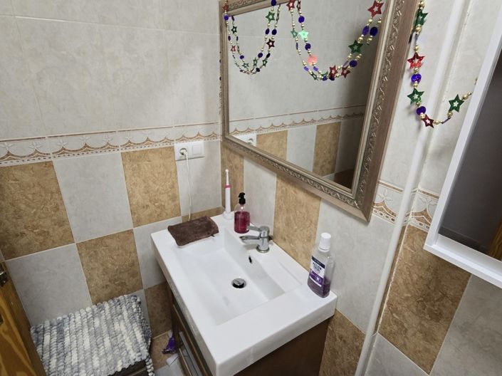 Image No.21-2 Bed Apartment for sale