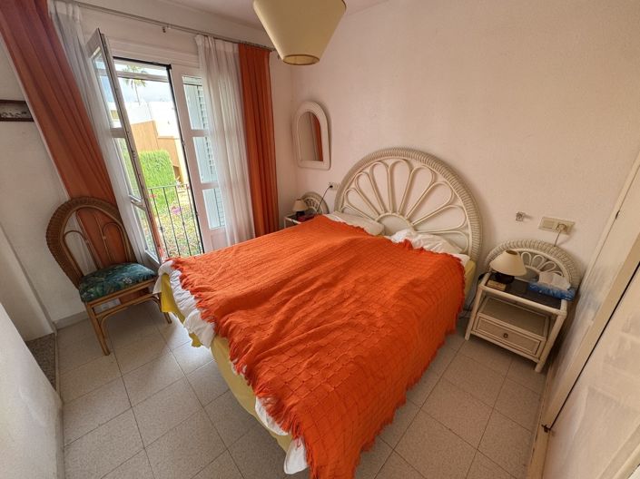 Image No.16-2 Bed Property for sale