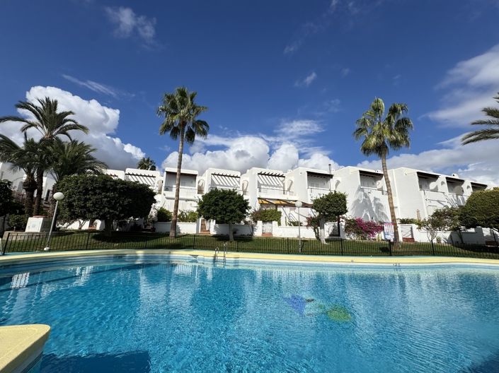 Image No.2-2 Bed Property for sale