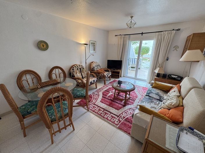Image No.5-2 Bed Property for sale