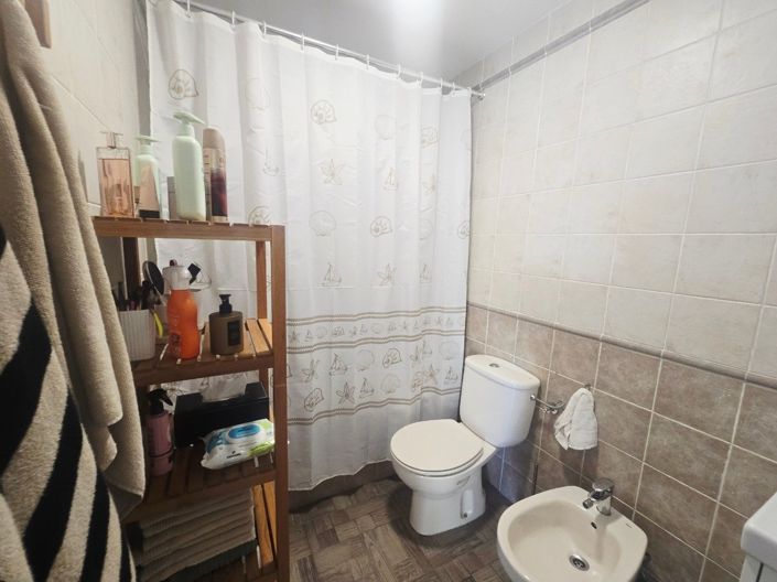 Image No.13-2 Bed Apartment for sale