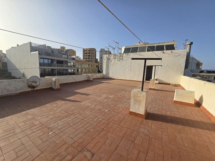 Image No.22-2 Bed Apartment for sale