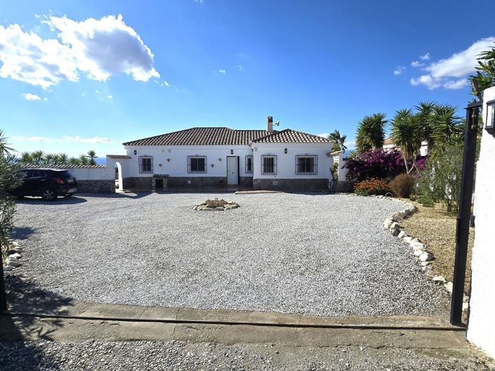 Image No.27-3 Bed Villa for sale