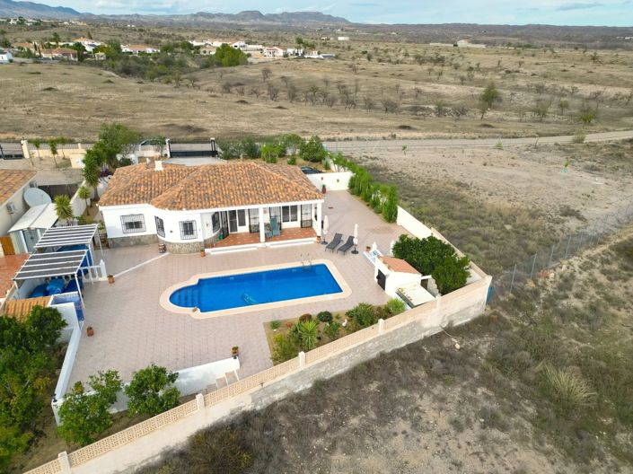 Image No.28-3 Bed Villa for sale