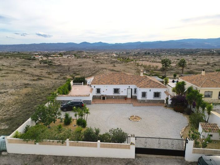 Image No.29-3 Bed Villa for sale