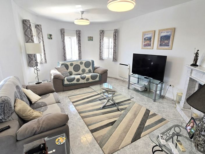 Image No.3-3 Bed Villa for sale