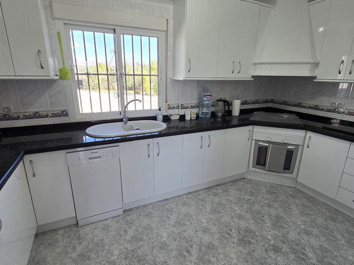 Image No.4-3 Bed Villa for sale