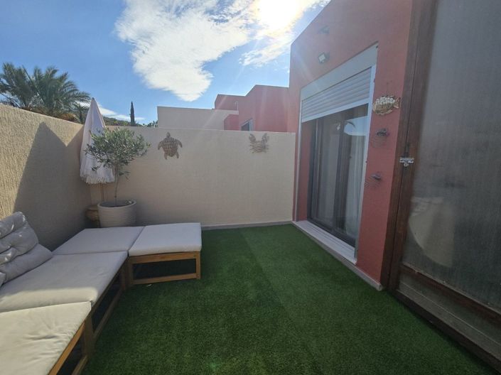 Image No.20-2 Bed Property for sale