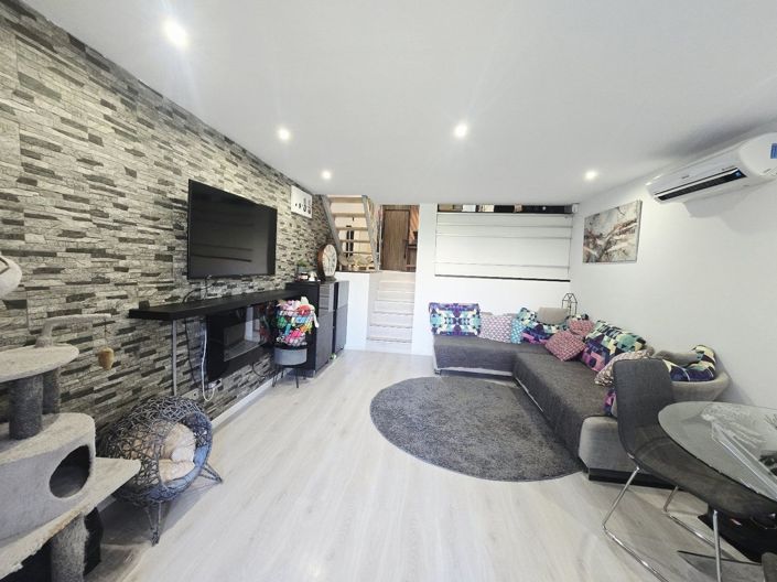Image No.3-2 Bed Property for sale