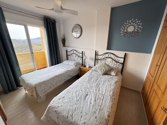 Image No.12-2 Bed Property for sale