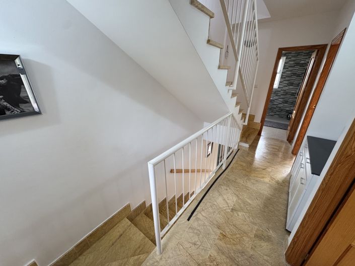 Image No.19-2 Bed Property for sale