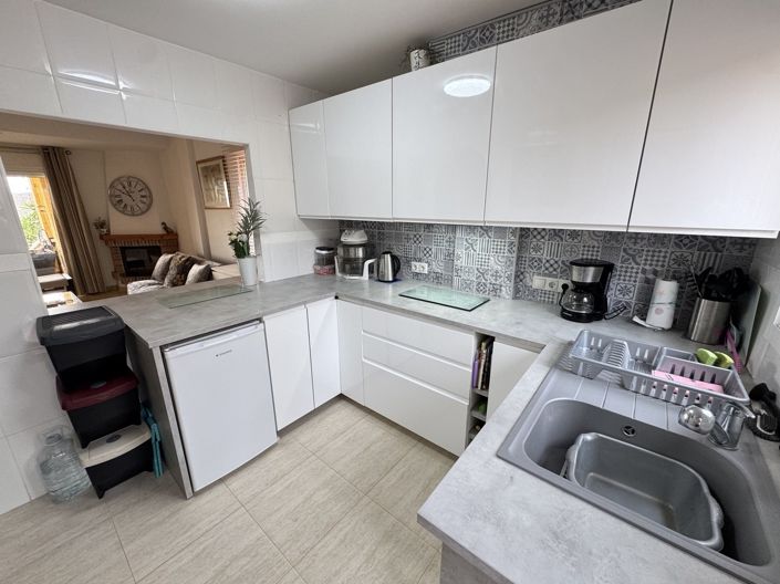 Image No.5-2 Bed Property for sale