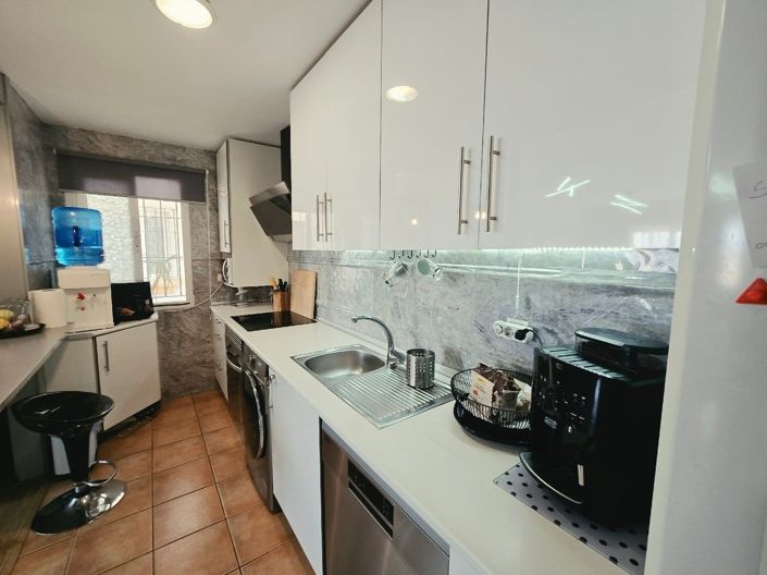 Image No.12-2 Bed Apartment for sale