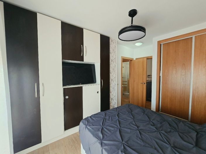 Image No.19-2 Bed Apartment for sale
