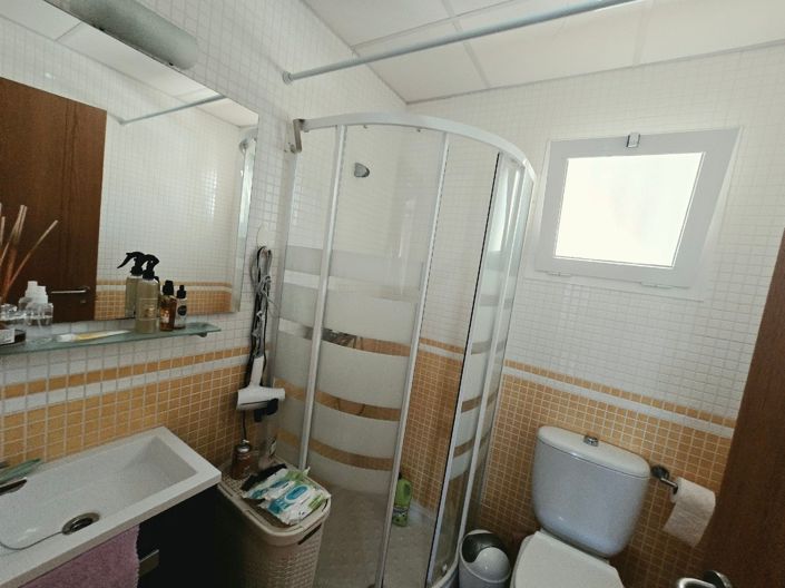Image No.20-2 Bed Apartment for sale