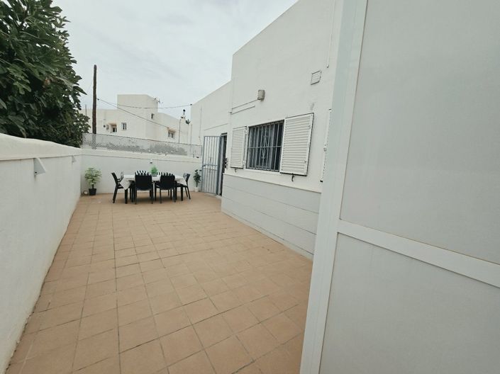 Image No.24-4 Bed Villa for sale