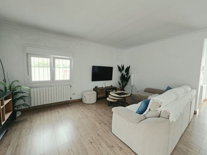 Image No.4-4 Bed Villa for sale