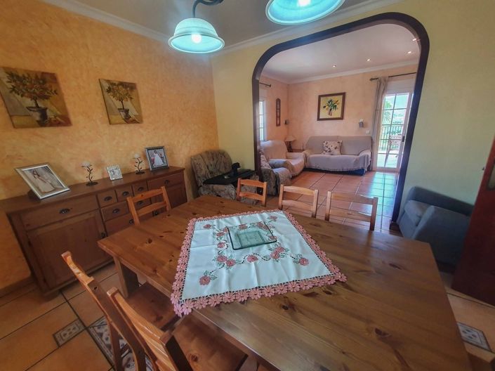 Image No.5-4 Bed Villa for sale