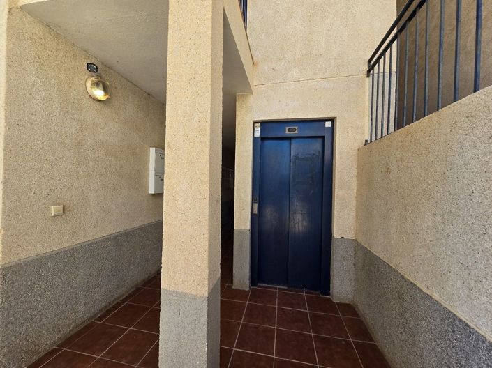 Image No.25-3 Bed Property for sale