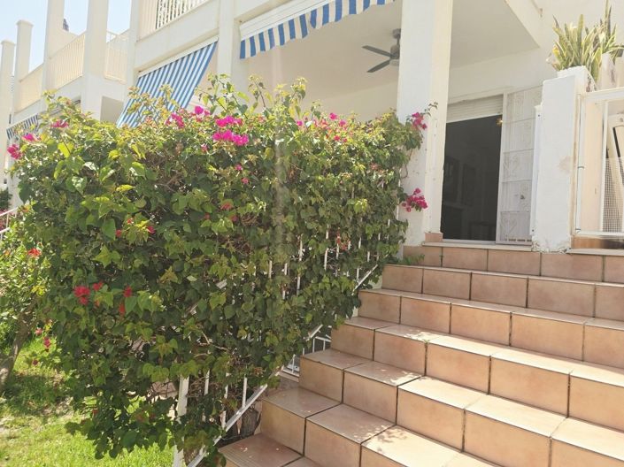 Image No.2-4 Bed Property for sale