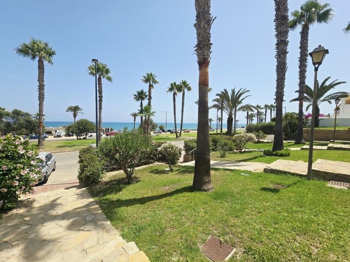 Image No.30-4 Bed Property for sale