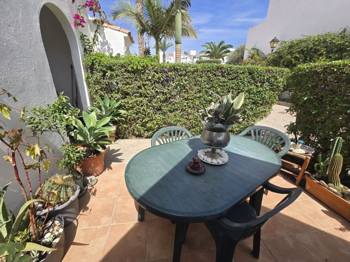 Image No.21-2 Bed Property for sale