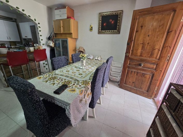 Image No.7-2 Bed Property for sale