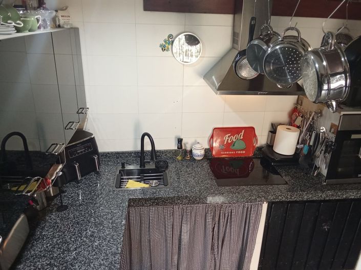 Image No.4-3 Bed Property for sale