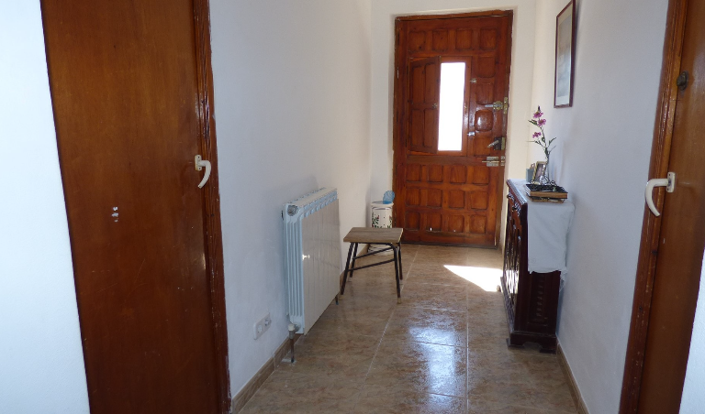 Image No.20-4 Bed Townhouse for sale