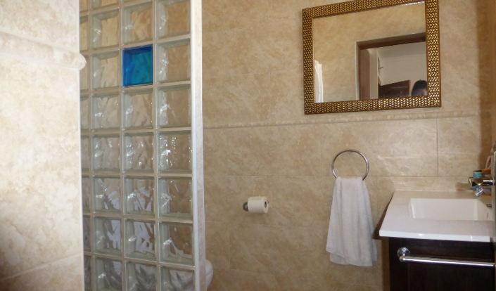 Image No.22-4 Bed Townhouse for sale