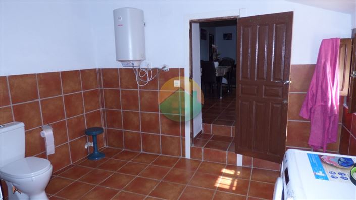 Image No.22-3 Bed House for sale