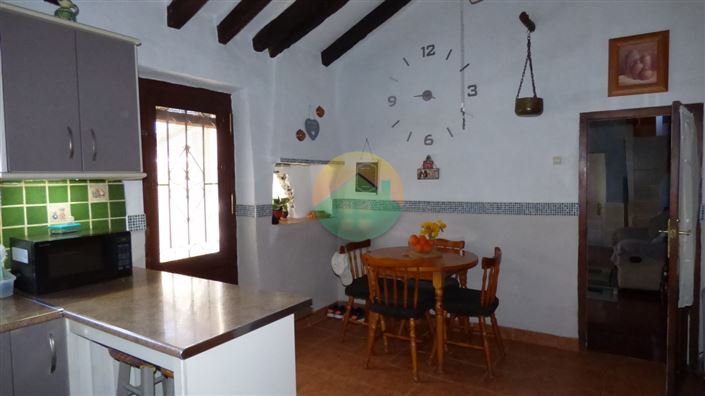 Image No.13-3 Bed House for sale