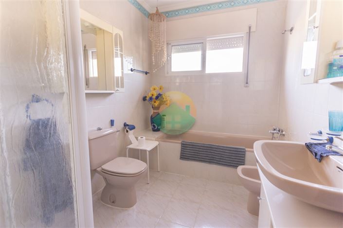 Image No.18-4 Bed Villa for sale