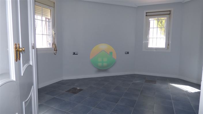 Image No.13-3 Bed Villa for sale