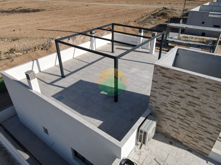 Image No.4-2 Bed Townhouse for sale