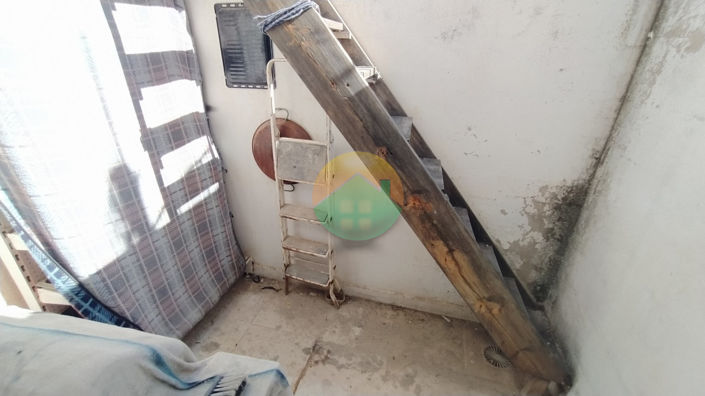 Image No.20-2 Bed Semi-Detached for sale