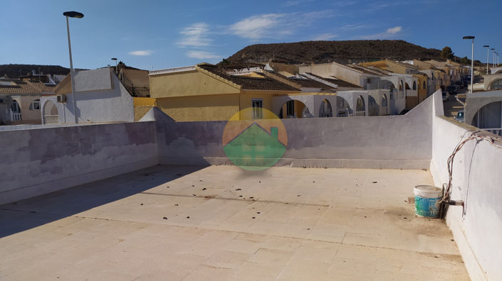 Image No.21-2 Bed Semi-Detached for sale