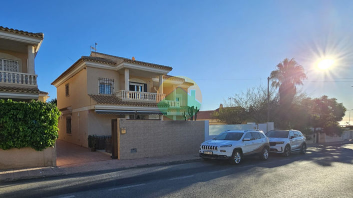 Image No.1-3 Bed Semi-Detached for sale