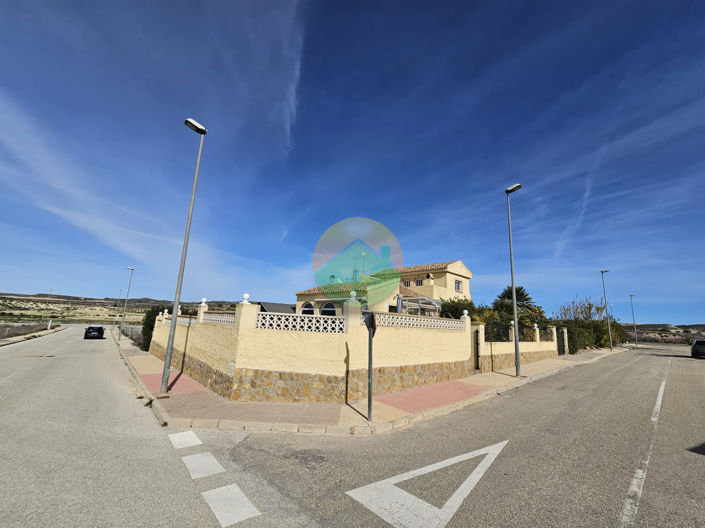 Image No.7-4 Bed Villa for sale