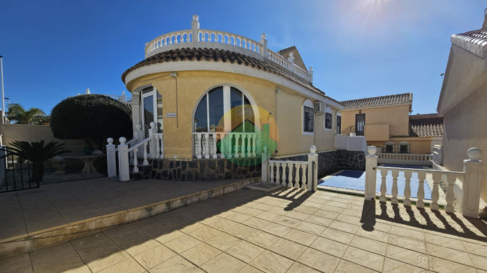 Image No.1-3 Bed Villa for sale