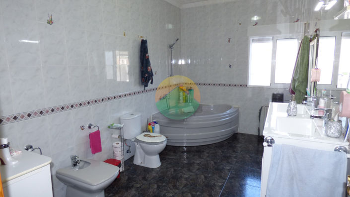 Image No.13-Maison de 4 chambres à vendre à Cánovas