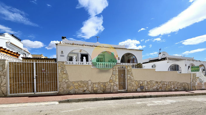 Image No.1-Villa de 2 chambres à vendre à Camposol