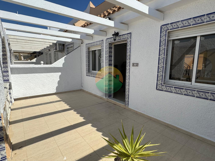 Image No.11-2 Bed Semi-Detached for sale