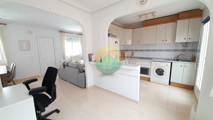 Image No.15-2 Bed Semi-Detached for sale